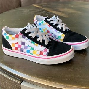 Vans kids checkerboard old skool skate shoe